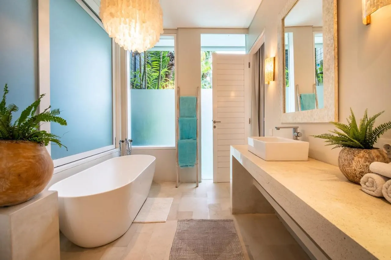 Villa Sunsara 4 - Enchanting 4Br Villa In A Great Location Canggu