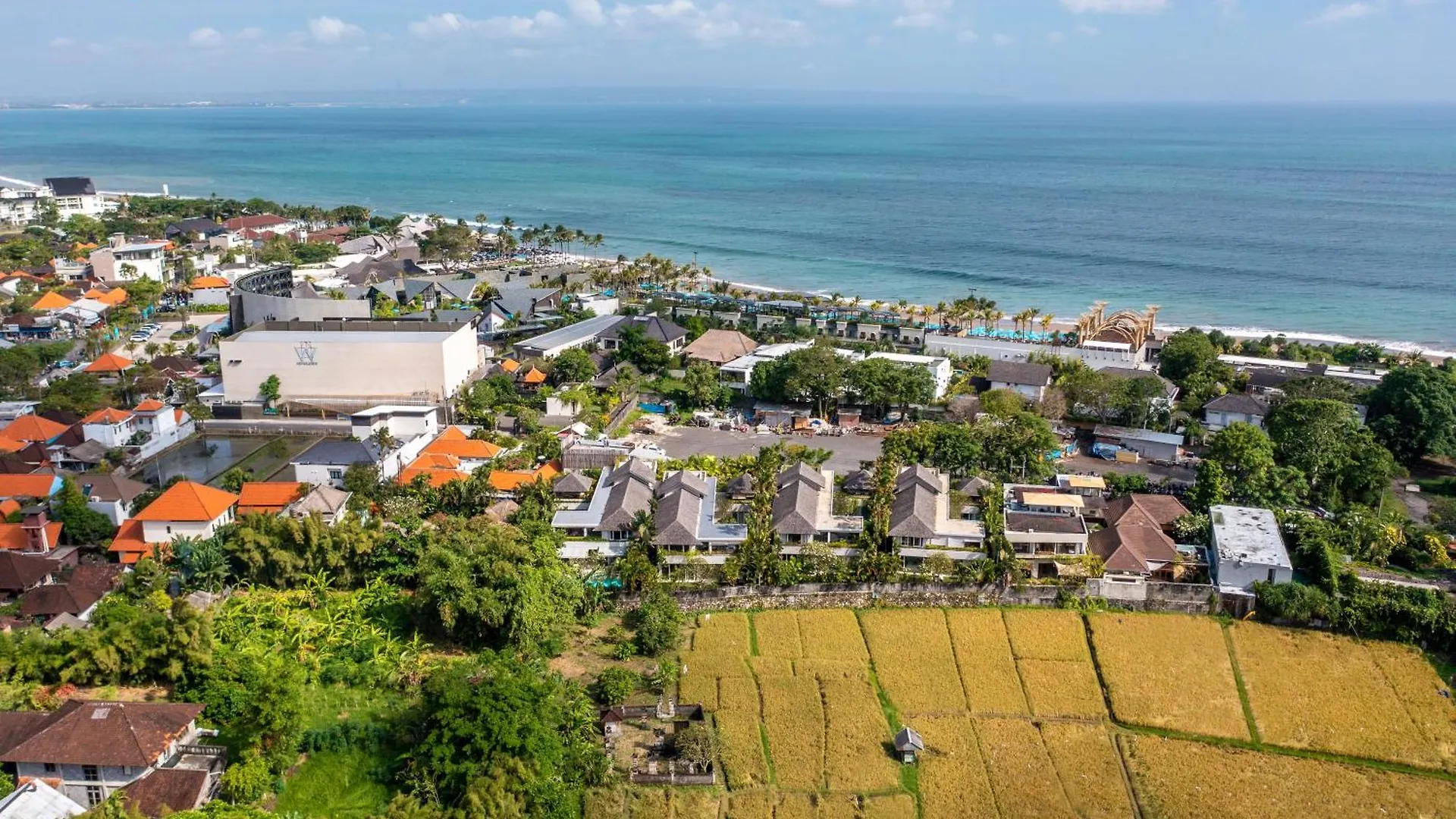 Villa Sunsara 4 - Enchanting 4Br Villa In A Great Location Canggu