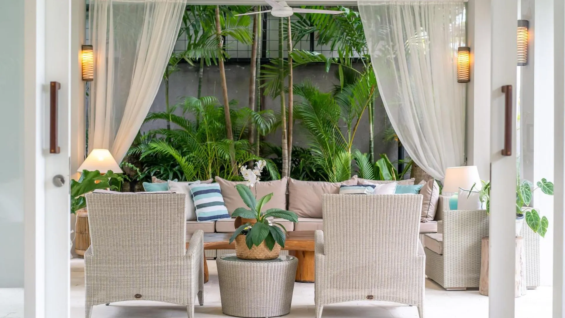 Villa Sunsara 4 - Enchanting 4Br Villa In A Great Location Canggu  Canggu (Bali)