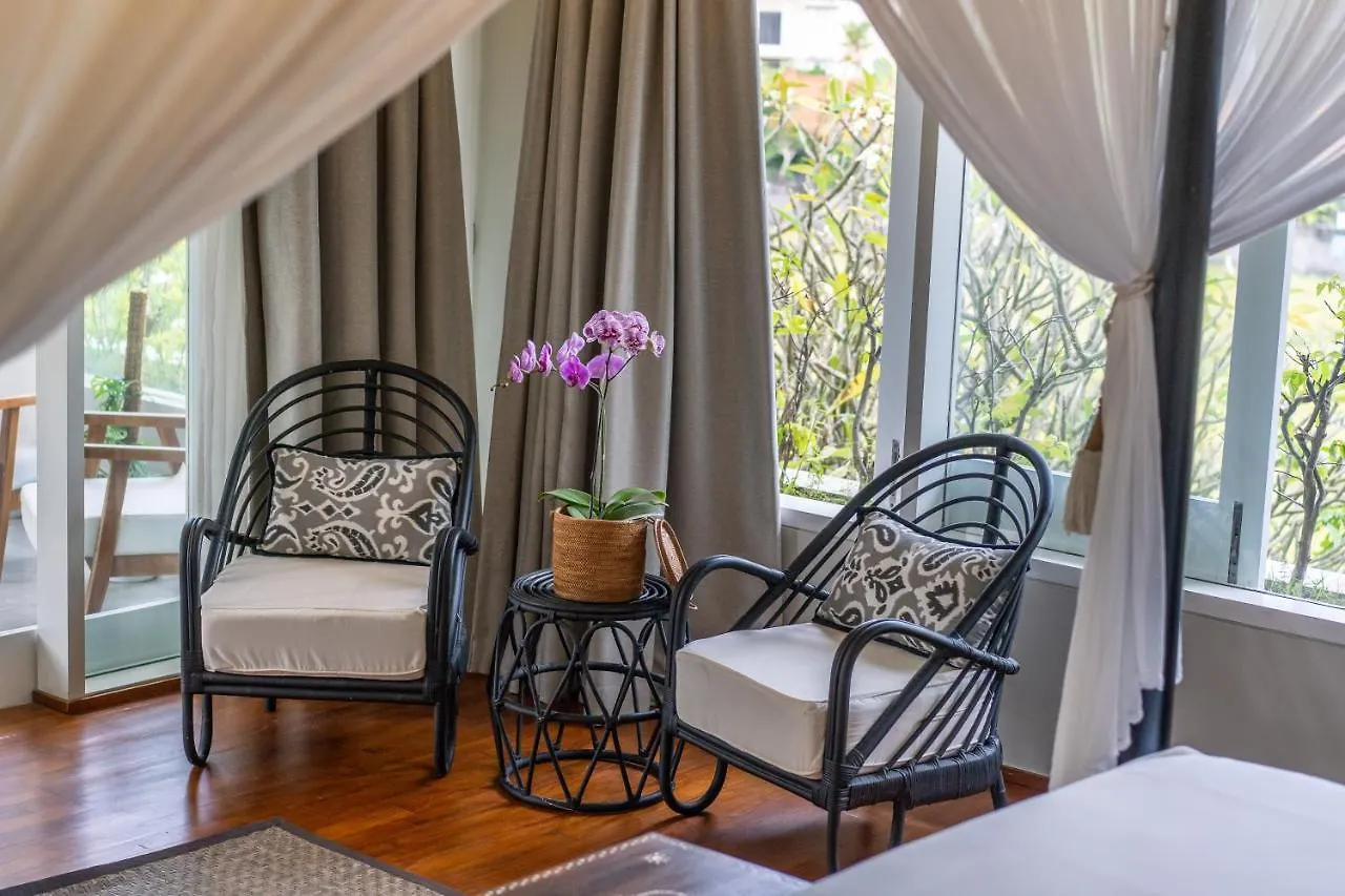 Villa Sunsara 4 - Enchanting 4Br Villa In A Great Location Canggu